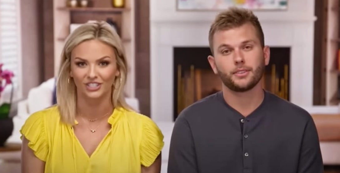 PuspaApriliani's tweet photo. Chase Chrisley Is 'Taking It Slow' with New Girlfriend Jodi Laine Fournerat #ChaseChrisley #GIRLFRIEND 
👇
👉➡️➡️➡️ https://t.co/8fJTv0FJmM

#usa #america #canada #uk  #newyork #UnitedStates #California https://t.co/w4xzwfy1pi