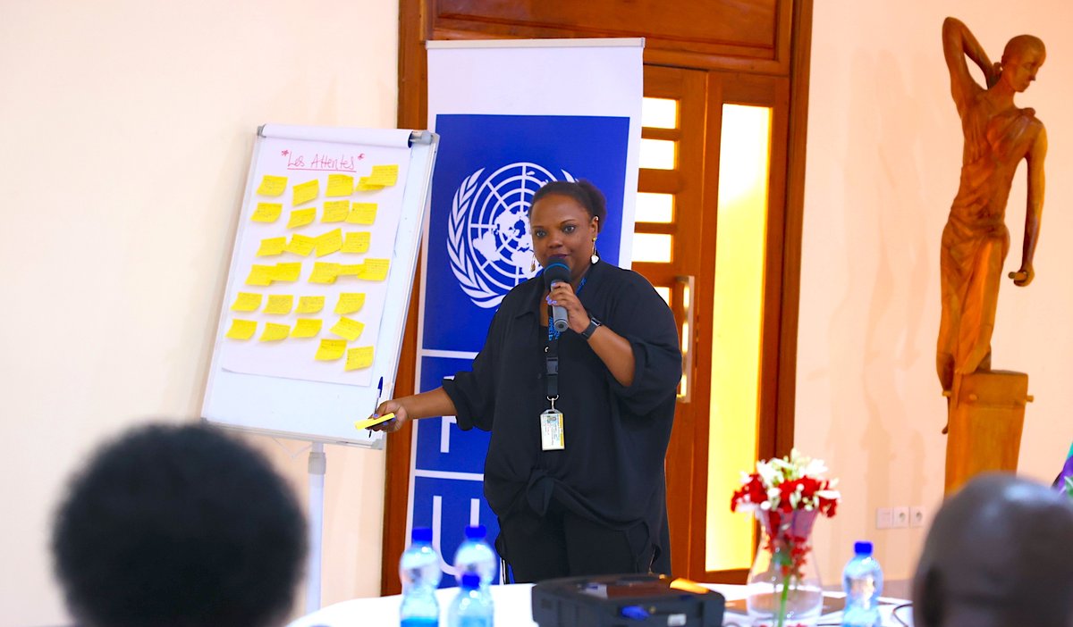 PNUDBurundi's tweet photo. L’expertise acquise permettra aux points focaux #PEAHS d’élaborer un plan d’actions pour la prévention/réponse, mise en place des mécanismes institutionnels, auto-évaluation assorti d’un plan de renforcement des capacités. #Burundi #ODD5 #ODD17 https://t.co/hLC2LUpicA