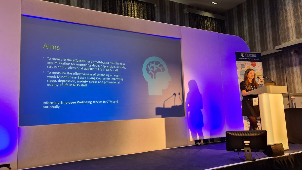 DigiDietitian's tweet photo. Mindfulness Training with Virtual Reality for promoting emotional wellbeing of NHS Staff by Laura Fleetwood.

CTM employees (n=24) demonstrated reduced anxiety/depression/insomnia scores.

Recruitment challenging and retention (33 dropout). But VR shows potential. https://t.co/Hh2085s0UK
