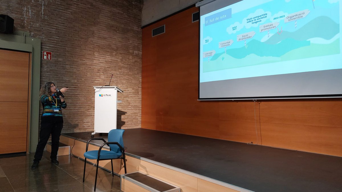 👏La Karina Simieli presenta el <a href="/SeniorLab/">SeniorLAB</a>, un laboratori d'#innovació social que va néixer durant la pandèmia amb la vocació de convertir-se en un referent en l'àmbit de l'envelliment saludable.

🖱️Recupera l'entrevista del "#SomColabers": ow.ly/NA0x50QagpA