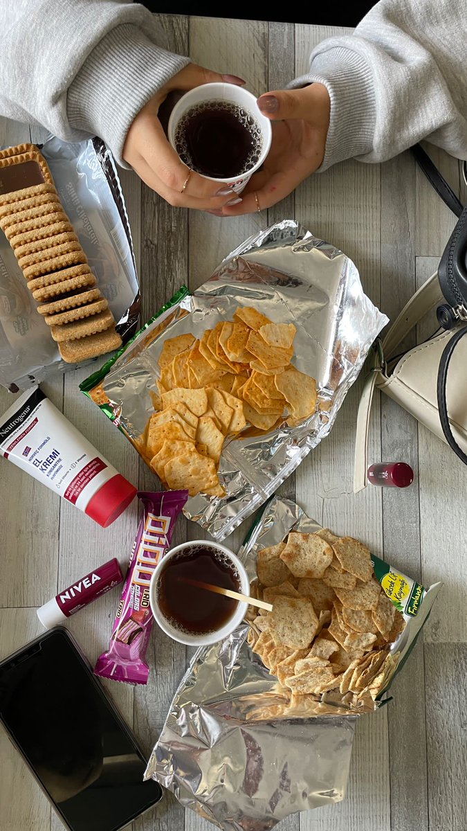 "kızlar noldu biliyo musunuz??"
+45 saat