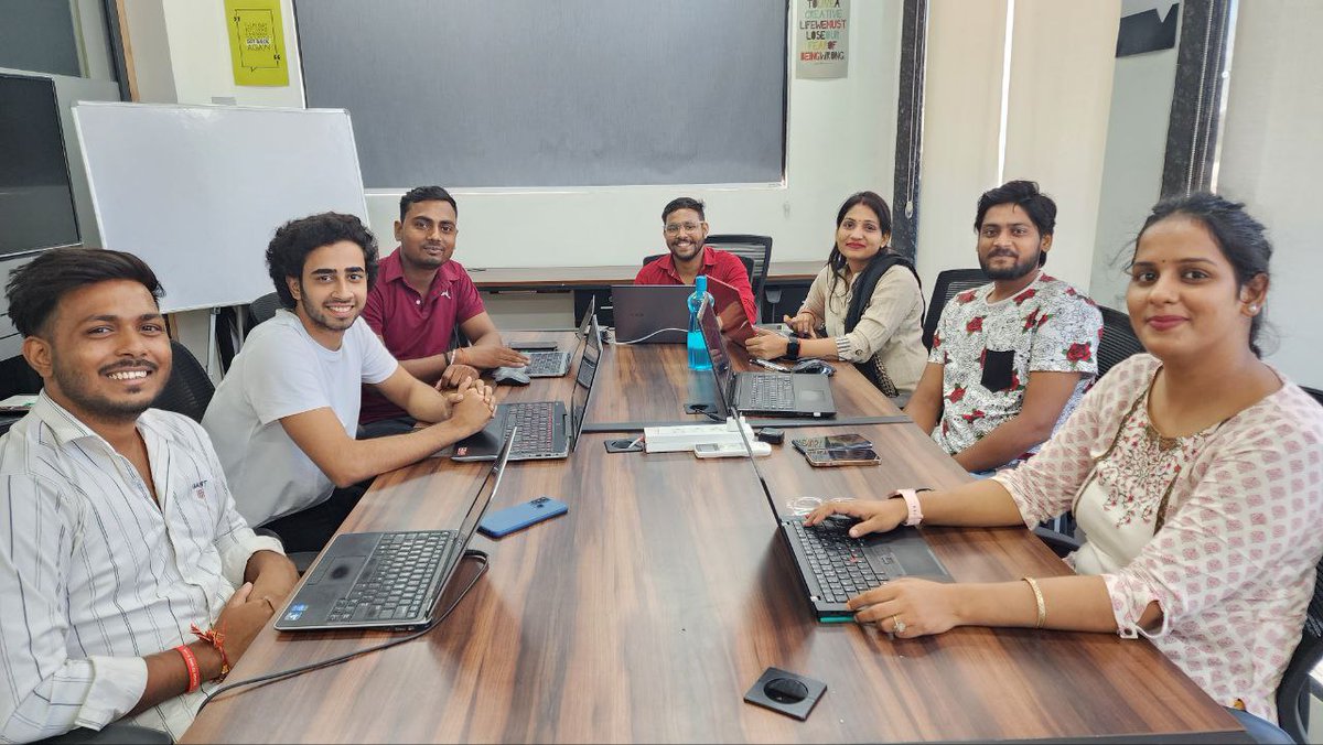 digitalsachin09's tweet photo. Unlocking Success: Best Digital Marketing Academy in Faridabad

Visit us:
https://t.co/TrKD8F5pFJ

#bestdigitalmarketingtraininginfaridabad
#premiumdigitalmarketinginstituteinfaridabad
#digitalmarketingacademyinfaridabad https://t.co/wlJmM1sn3K