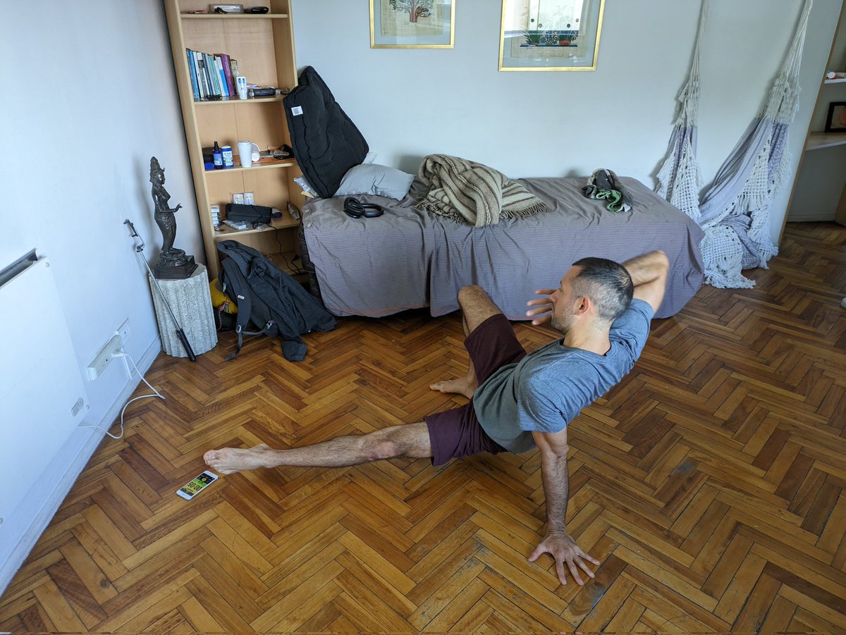 StewartalsopIII's tweet photo. Got personal training in body weight exercises going 3 times a week with Tony, he teaches a specific modality called Animal Flow which reminds me so much of modern postural yoga but without the erroneous metaphysical BS and more functional https://t.co/dJiOZ9LpfJ