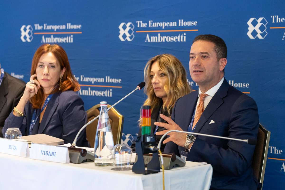 Ambrosetti_'s tweet photo. #WSCDA
Marco Visani (Responsabile dell’Area Corporate Governance ed Executive Compensation #TEHA; responsabile dell’Osservatorio Corporate Governance) presenta le evidenze della survey 2023 agli investitori istituzionali: #CorporateGovernance e #sostenibilità al centro del dialogo tra società e mercato finanziario
