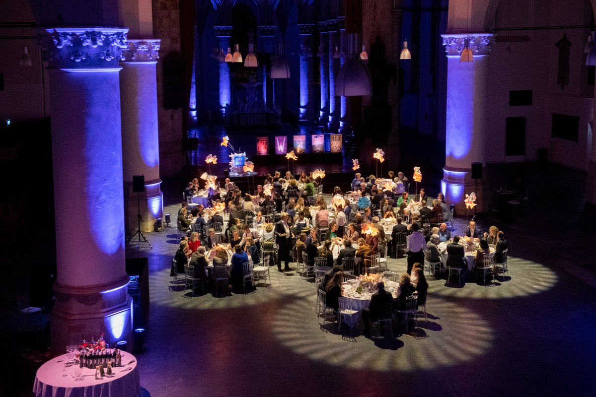 Op donderdag 9 november won 'Mauk' van Jan Vantoortelboom de Boekenbon Literatuurprijs 2023!

Het was een prachtige avond met optredens, het betoog en een mooielocatie!

De avond herbeleven? Bekijk dan snel de foto's! 📸

Foto's: Janiek Dam