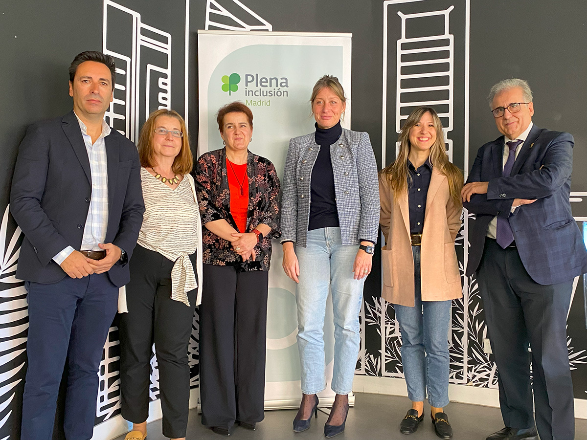 Las personas con discapacidad intelectual o del desarrollo enfrentan con dos décadas de antelación su proceso de envejecimiento y presentan necesidad de más apoyos y durante más tiempo

👉 Hemos presentado un Estudio de situación y necesidades 

plenainclusionmadrid.org/notas-prensa/p…