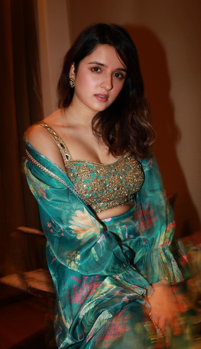 F_iRj_gWYAAd6Zj?format=jpg&name=medium