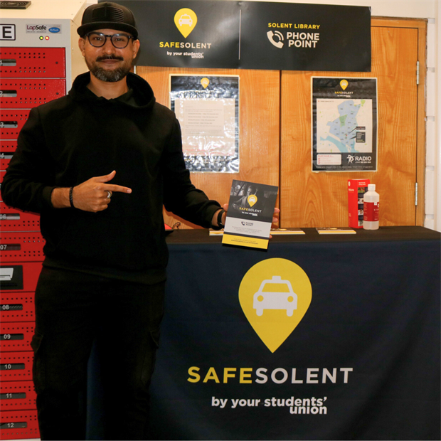 Great news!! 
Free safe Solent taxi is returning Monday 27th November until Friday 15th December. 5pm - 11pm. 
Call from the library , Pick up in New Road. 
solentsu.co.uk/safesolent/