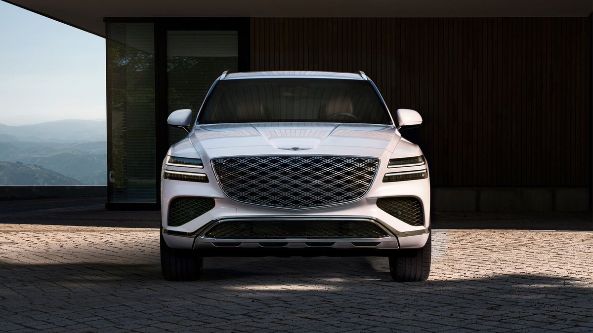 AX54A Selected for Genesis GV80 🎉 

Our AX54A chip now powers a touch &amp; force solution in the newest Genesis GV80. This aXiom device operates the heating, ventilation and air conditioning (HVAC) controls system within the centre console.

🔗: touchnetix.com/news/woory-ind…

#aXiomAX54A