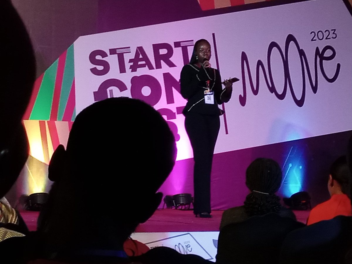PraisseOmosu's tweet photo. Learning more about #web3 from @emmaglorypraise, a Blockchain developer and web3 writer. Live
@Theroothub
 
#startconfest23 
#roothub #startconfest https://t.co/PpxTzbiEqD