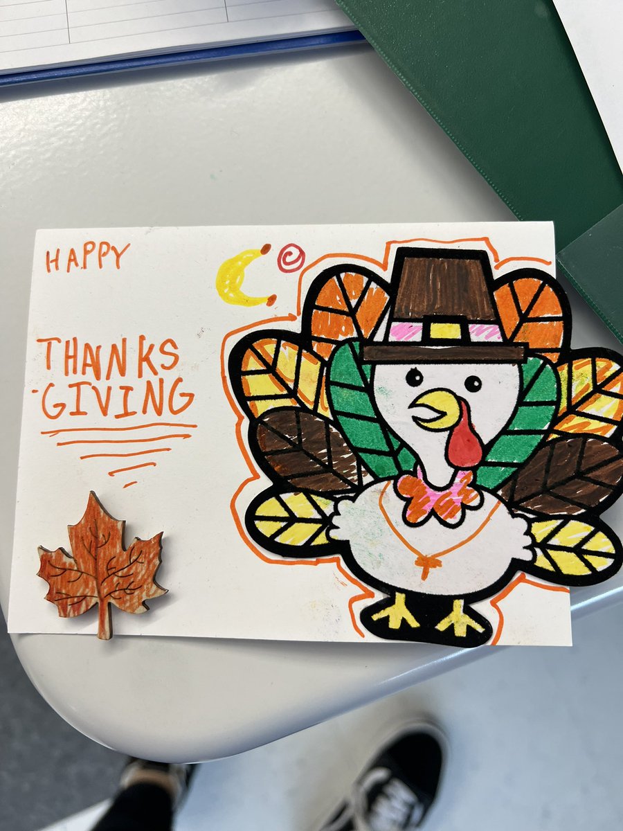 Happy Thanksgiving from the DMS Best Buddies🧡🦃