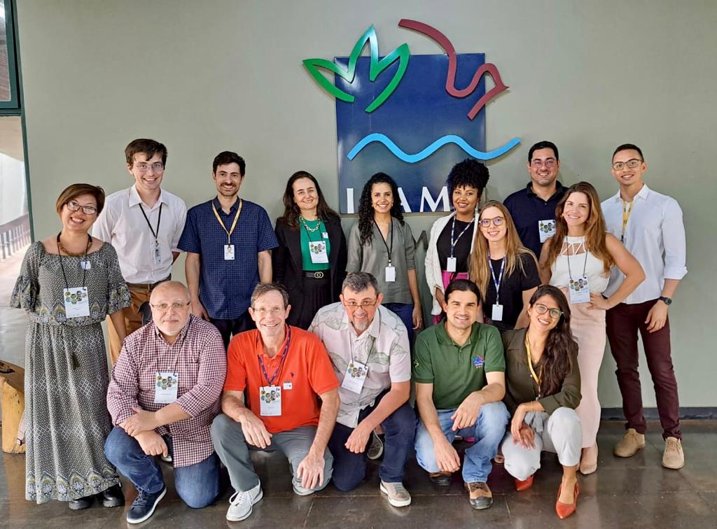Paulo Sousa, docente do DCV, participou no grupo de trabalho dos “Organismos do Solo” do IBAMA (Instituto Brasileiro do Meio Ambiente e dos Recursos Naturais), reunidos em Brasília para elaborar um documento de orientação para avançar o Risco Ambiental de Pesticidas no Brasil.