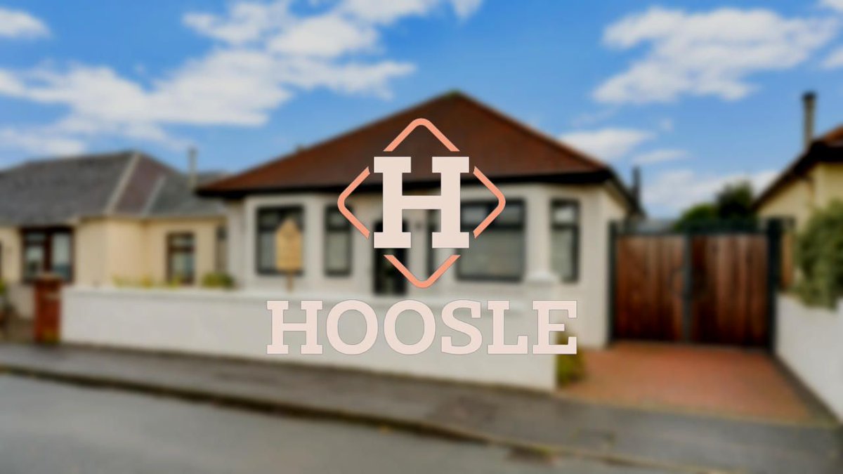hoosleapp's tweet photo. 🎥 Cinema room? Sunken hot tub? Guess the bungalow's buck on today's #Hoosle. Ready, set, estimate at https://t.co/gftZ7g9RIz! 

#HotTub #HomeCinema #Prestwick #DailyChallenge https://t.co/mb9mwO9mBN