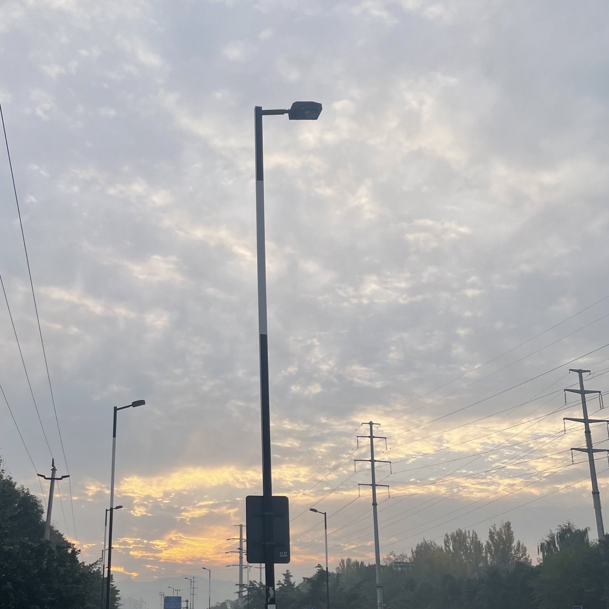 分享一下今早拍的，忘记发了 https://t.co/zHzYnxNQot
