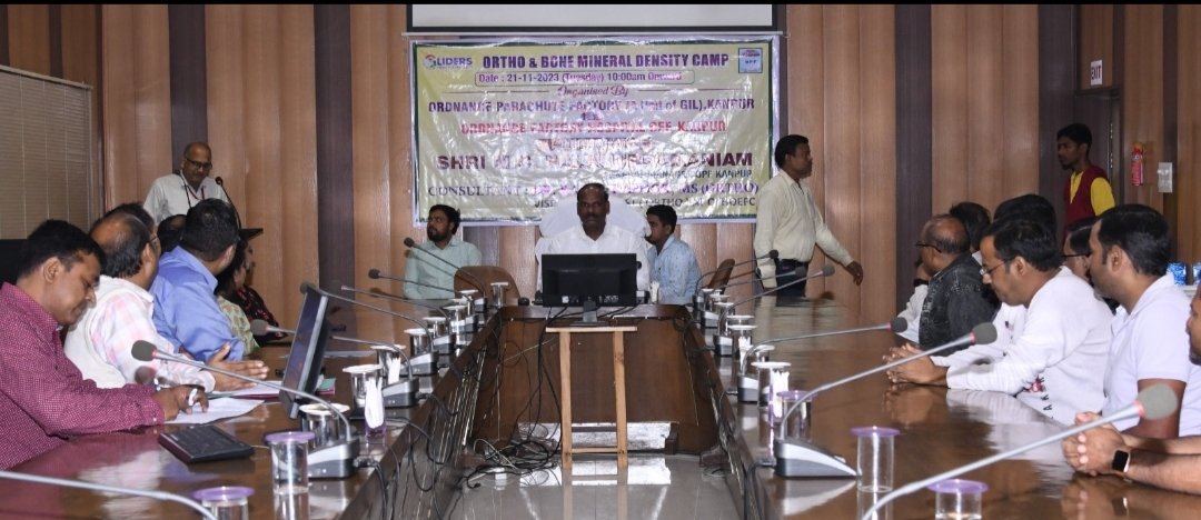 OpfGil's tweet photo. *ओपीएफ में Ortho &amp; Bone Mineral Density Camp का आयोजन*

GIL की इकाई OPF में  Ortho &amp; Bone Mineral Density Camp  का आयोजन किया गया। इसमें निर्माणी के अधिकारियों एवं कर्मचारियों में बेहद उत्साह के साथ भाग लेकर जांच कराई।
#OPF_GIL
#OpfGilInitiative https://t.co/8cttkS3cAq