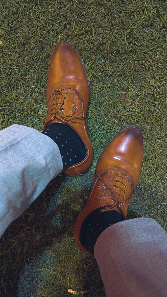 pranjultweet's tweet photo. Here I goo🐕👞#ShoesTwitter https://t.co/zBvYRBLa7F