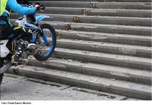 "Depredación de bienes culturales"

Entonces ya abrió inmediata y vorazmente una investigación el <a href="/MPguatemala/">MP de Guatemala</a> en contra de Sebastián Arzú y la <a href="/muniguate/">MuniGuate</a> por la destrucción de las gradas del Teatro Nacional...❓️

O muy "feyo"❓️
