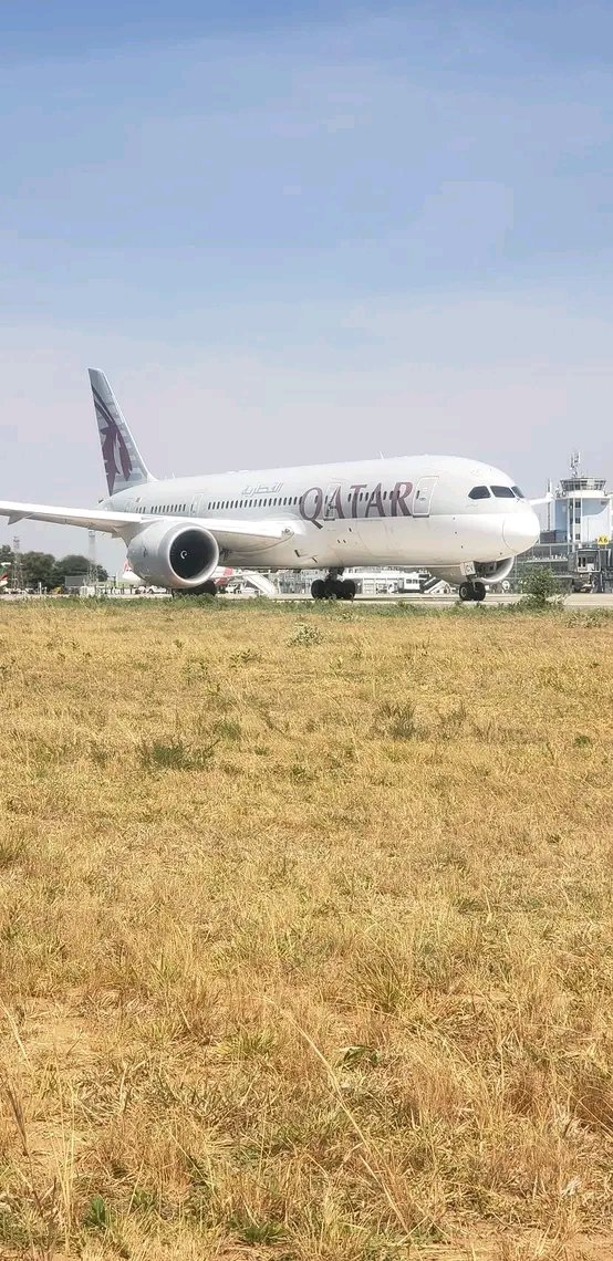 Shane47068455's tweet photo. Qatar Airways @LUN https://t.co/yAxV2BIkiR