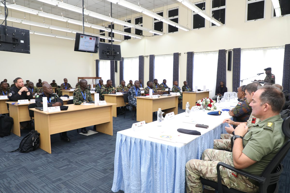 BPST_A's tweet image. 1/2 The🇬🇧BPST(A) supported Explosive Hazards Awareness Training of Trainers course is almost coming to an end at the Humanitarian Peace Support School in Nairobi, 🇰🇪. 

The #UKCSSF  funding enables the delivery of these important capacity development courses across the continent.