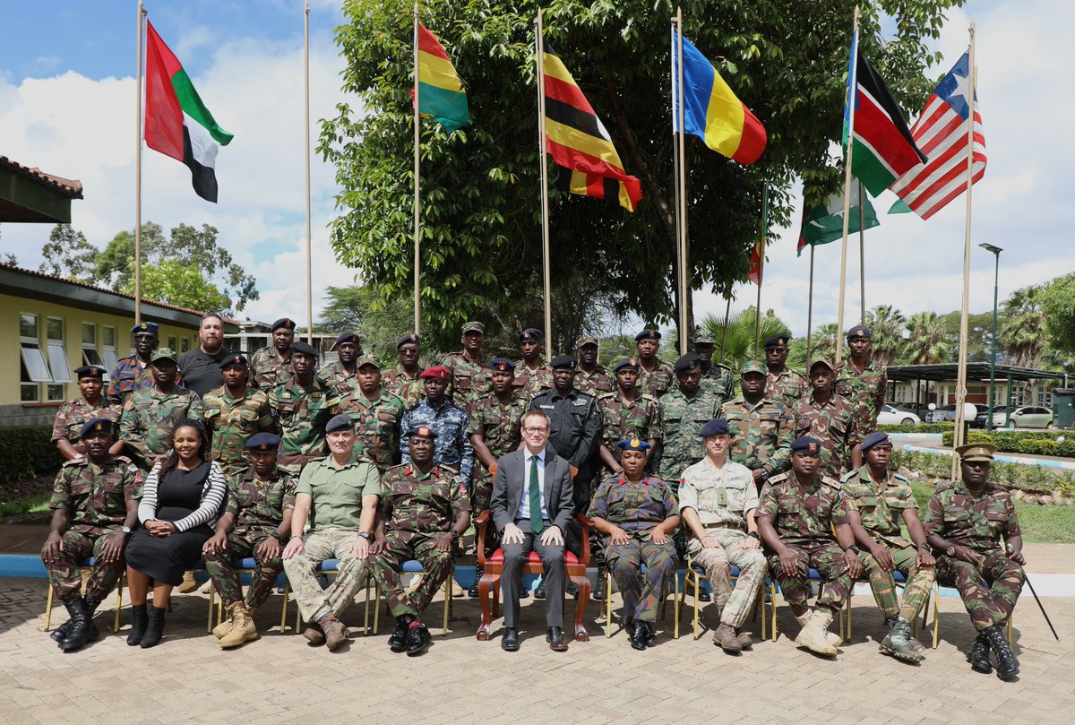 BPST_A's tweet image. 1/2 The🇬🇧BPST(A) supported Explosive Hazards Awareness Training of Trainers course is almost coming to an end at the Humanitarian Peace Support School in Nairobi, 🇰🇪. 

The #UKCSSF  funding enables the delivery of these important capacity development courses across the continent.