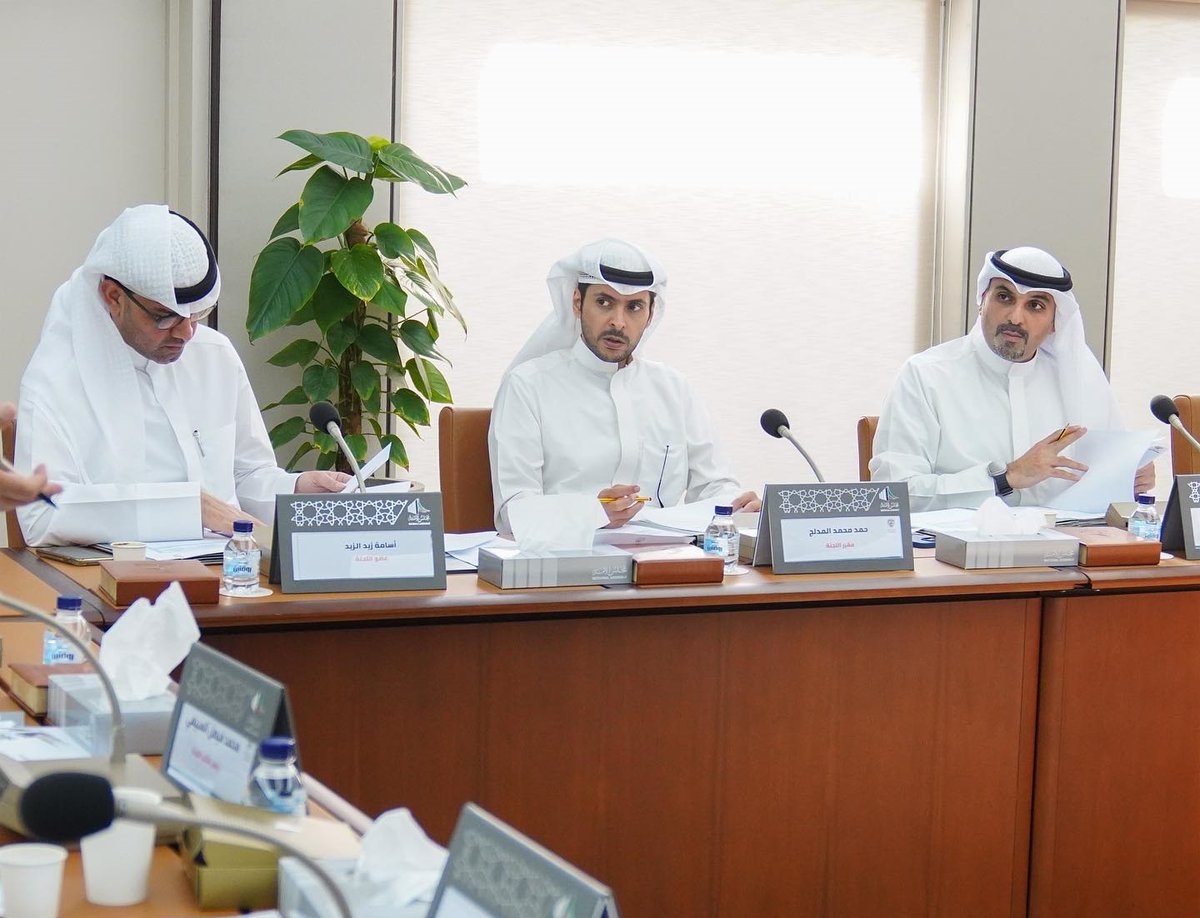 جانب من اجتماع لجنة الأولويات المنعقد اليوم لمتابعة خطة العمل التشريعي لدور الانعقاد العادي الثاني من الفصل التشريعية السابع عشر، ومراجعة جدول أعمال الجلسة القادمة.