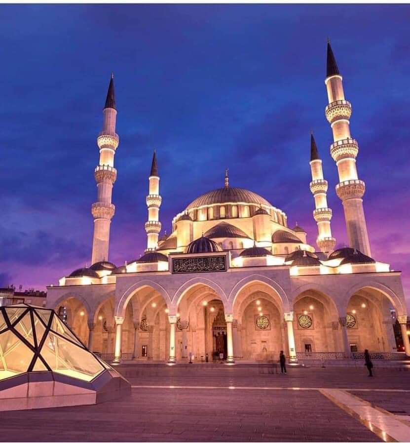 erknylcn52's tweet photo. [#Fotoğraf] Melike Hatun Camii - #Ankara📸

#mosque #turkeymosque #Türkiye #camii #camilerimiz #tarihicamiler #ankaracamii #melikehatuncamii #ulus #Ankara #melikehatunmosque https://t.co/bVi4Jz4KA2