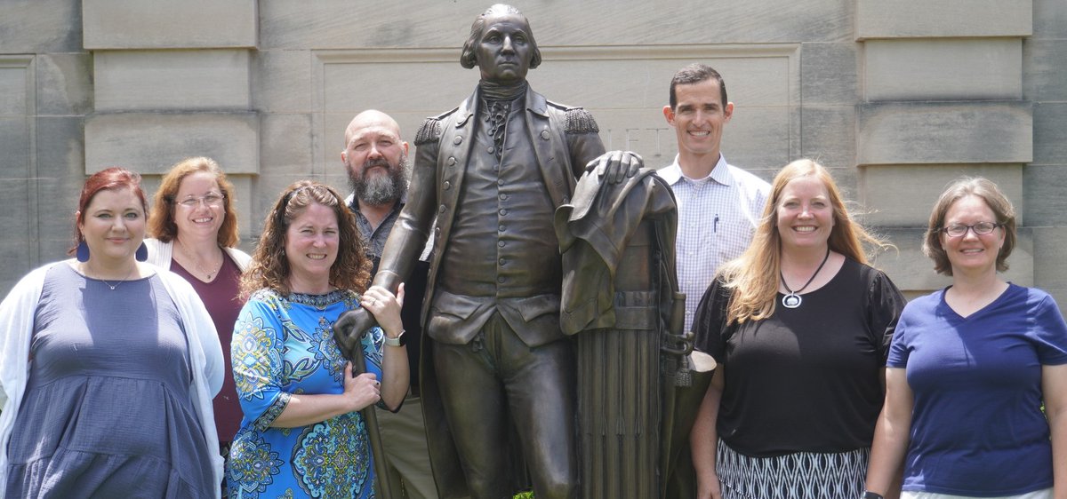 AmRevInstitute's tweet photo. Calling all early American history teachers—become an #ARImasterteacher! Apply for a spot in our 2024 residential Master Teachers Seminar, held July 7-13 in Washington, D.C. Applications accepted today through February 22 at: https://t.co/9f4LPYMWNs https://t.co/if79Q78Sa7