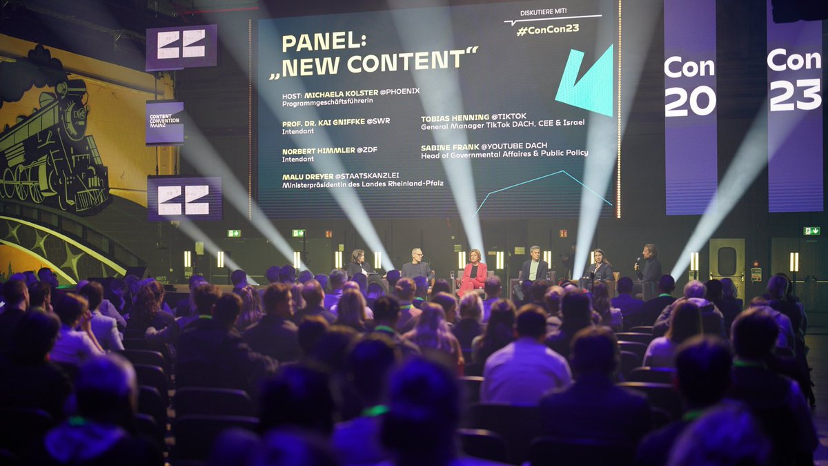 Malu #Dreyer: Künstliche Intelligenz hat stark an Bedeutung gewonnen Als Landesregierung setzen wir uns für eine vertrauenswürdige, menschenzentrierte #KI ein, deren Potenzial wir für Gesellschaft, Wirtschaft und Wissenschaft voll ausschöpfen wollen. #concon23 in #Mainz