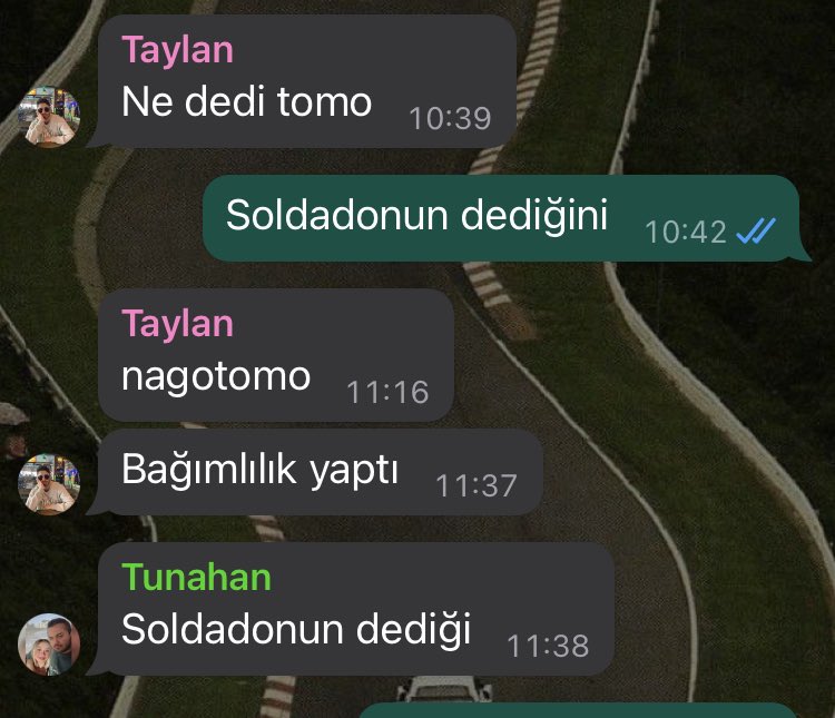 bahriaydin23's tweet photo. Bu bombayı attıran https://t.co/eaLd3BxzN5