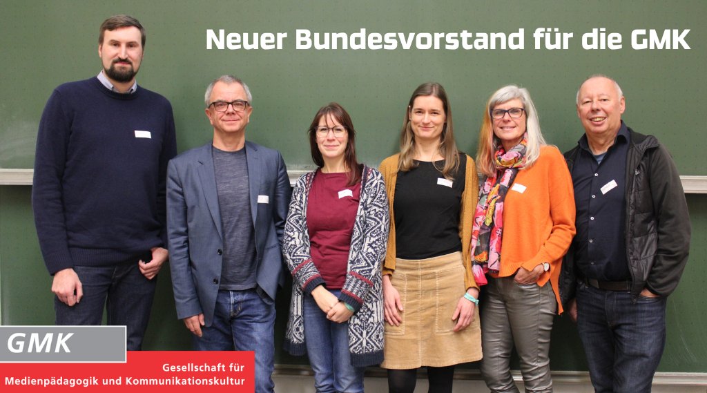 Die GMK hat auf ihrer Mitgliederversammlung am 17.11.2023 in Bielefeld einen neuen #Bundesvorstand gewählt.
v.l.n.r.: Prof. Dr. phil. Eik-Henning Tappe und
Rüdiger Fries (Vorsitzende), Nadine Berlenbach, Kristina Richter, Prof. Dr. Gudrun Marci-Boehncke und Markus Gerstmann