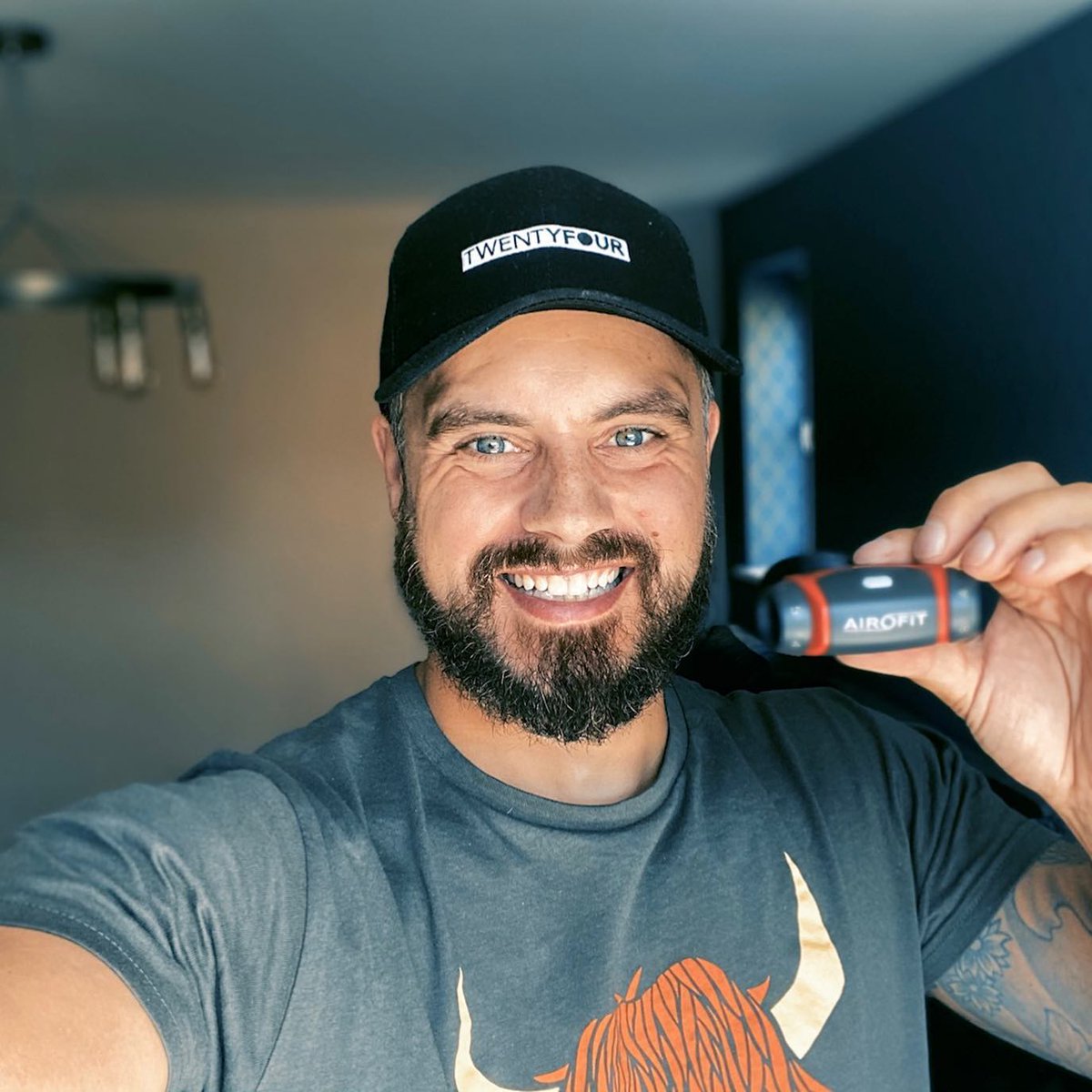 Bizitalk's tweet photo. I’m pretty happy right now. After using this device AND being on Kaftrio for a few months, I’ve just got my best lung function EVER at the age of 35! Full video now up on my YouTube ✌️https://t.co/YqfPWu96xN #cysticfibrosis #endurance #lungcapacity #cfwarriors
@joshlj24 #bizitalk https://t.co/QWzbXvaETq