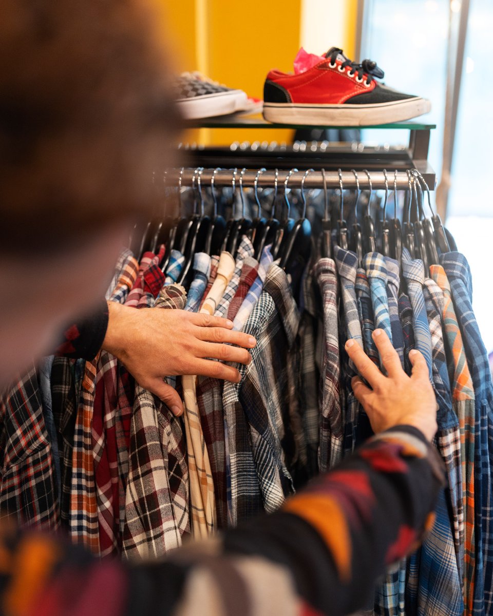 ferialasalada's tweet photo. Ropa, ropa y más ropa. Para hombre, para mujer, para niños y niñas.

En Feria La Salada tenes de todo al mejor precio del país. Vení y llevate todo!

Toda la info en: https://t.co/96hPnARIVx

#FeriaLaSalada
#LaSalada https://t.co/EUmyGu4XRf