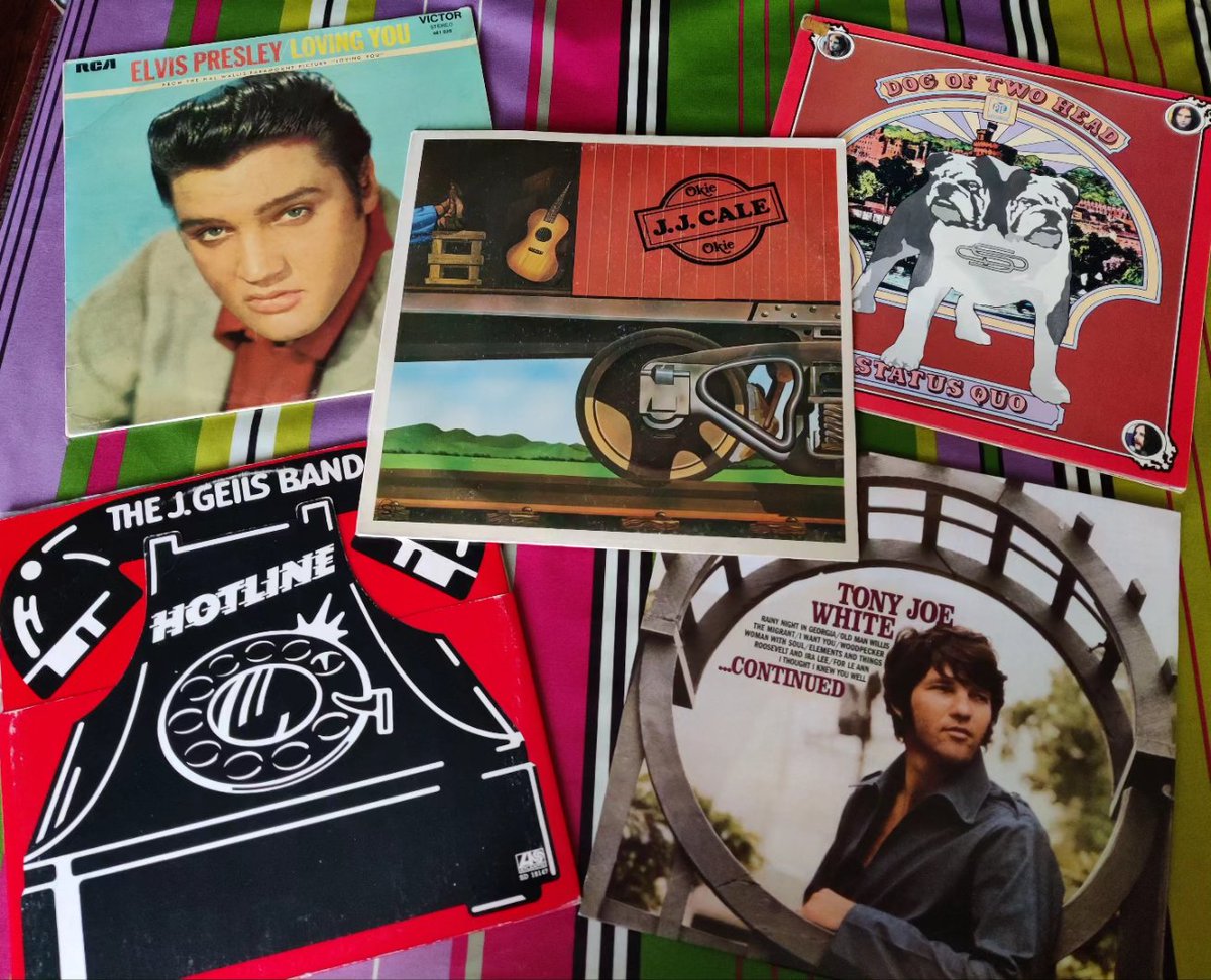 New vinyl purchases. 🎶
#Vinyl #Vinyle #ElvisPresley #StatusQuo #JJCale #JGeilsBand #TonyJoeWhite