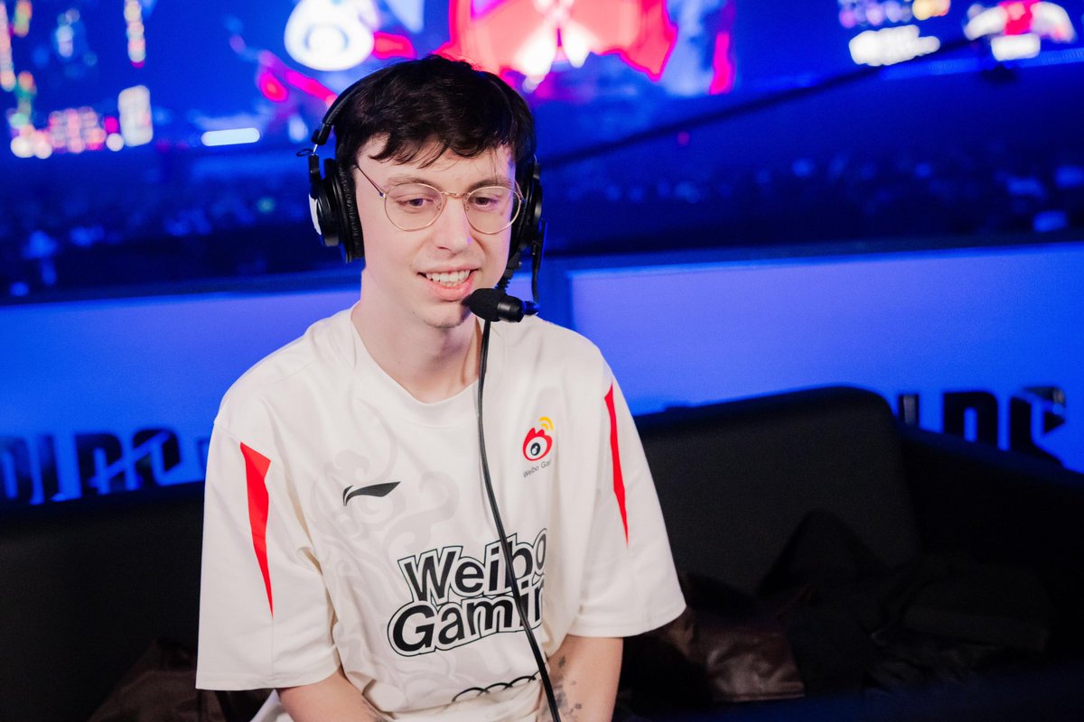 Caedrel's tweet photo. Just got home & wanted to just say one final thank you to absolutely everyone who came out to the costreams during worlds, so grateful that so many people enjoy the content, from analysis of the games to memes and the chat being absolutely mental & supporting the streams, peaking almost 200k viewers is still hard to register in my brain considering I was a random pro player a few years ago, thank you all for tuning in and can't wait for next year, will be covering every major region as always and hopefully internationals too ❤️

Thank you specifically to Jin & Lane & T1 again for taking care of me, really appreciated their help daily to make sure I was a functioning human at times 🤣 And a massive thank you to @JoeMar for hooking me up and inviting me

Also a big thank you to Riot for allowing me to stream from the stadium, thank you so much to @nicolethepeach & @NazAletaha for helping me throughout the years, as well as @krissiwaters & @Nuzmann_ for taking me under their wing during this event ❤️

Onto next year ! First order of operation is figuring out and making sure there is an LPL english broadcast next year no matter what

January is when the journey will all start again for the 3rd year running of costreams, as well as some crazy content lined up, but the streams will be back today or tomorrow 

Thank you everyone ❤️