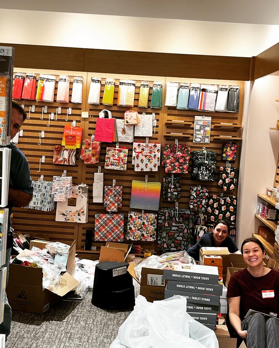How many booksellers can you spot setting up the Gift Department👀It’s going to be so pretty! Check it out next week during our grand opening #bnbuzz #barnesandnoble #kenwoodohio #cincinnatibookstore #comingsoon