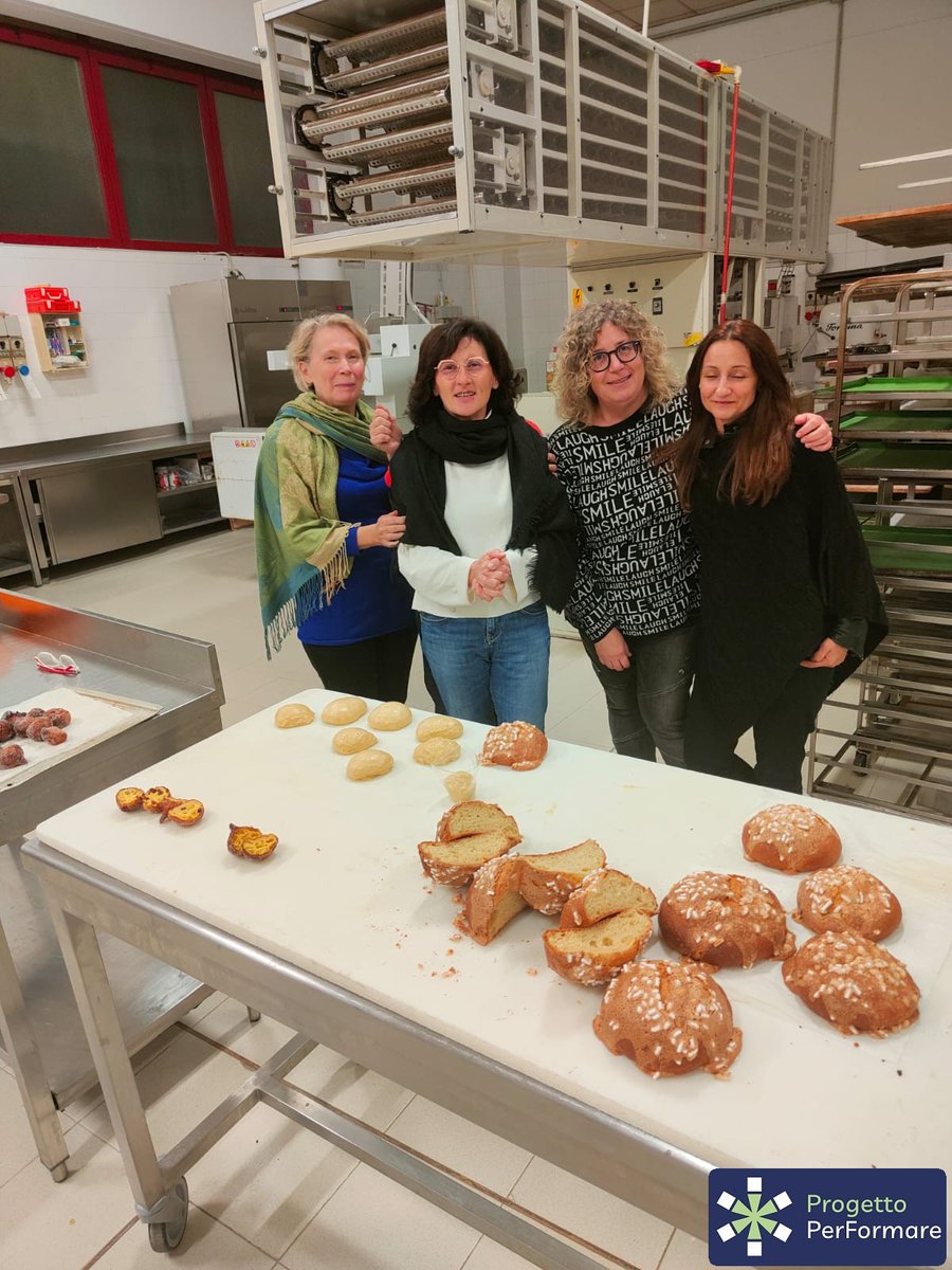PPerFormare's tweet photo. Nuove foto della quarta edizione del corso pratico di pasticceria classica organizzato a Caorle, in provincia di Venezia (Veneto).
#caorle #venezia #veneto #progettoperformare #performare #formazione #formazioneprofessionale #corsoamatoriale #pasticceria #pasticceriaitaliana https://t.co/uLxbheas2r