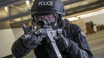 A 'toxic, macho' culture is blocking females and non-white officers from #Police firearms units and leading to a poorer service, says @LJMU report shorturl.at/dqxJV @LJMUpolicing @PoliceChiefs #Diversity @ConversationUK