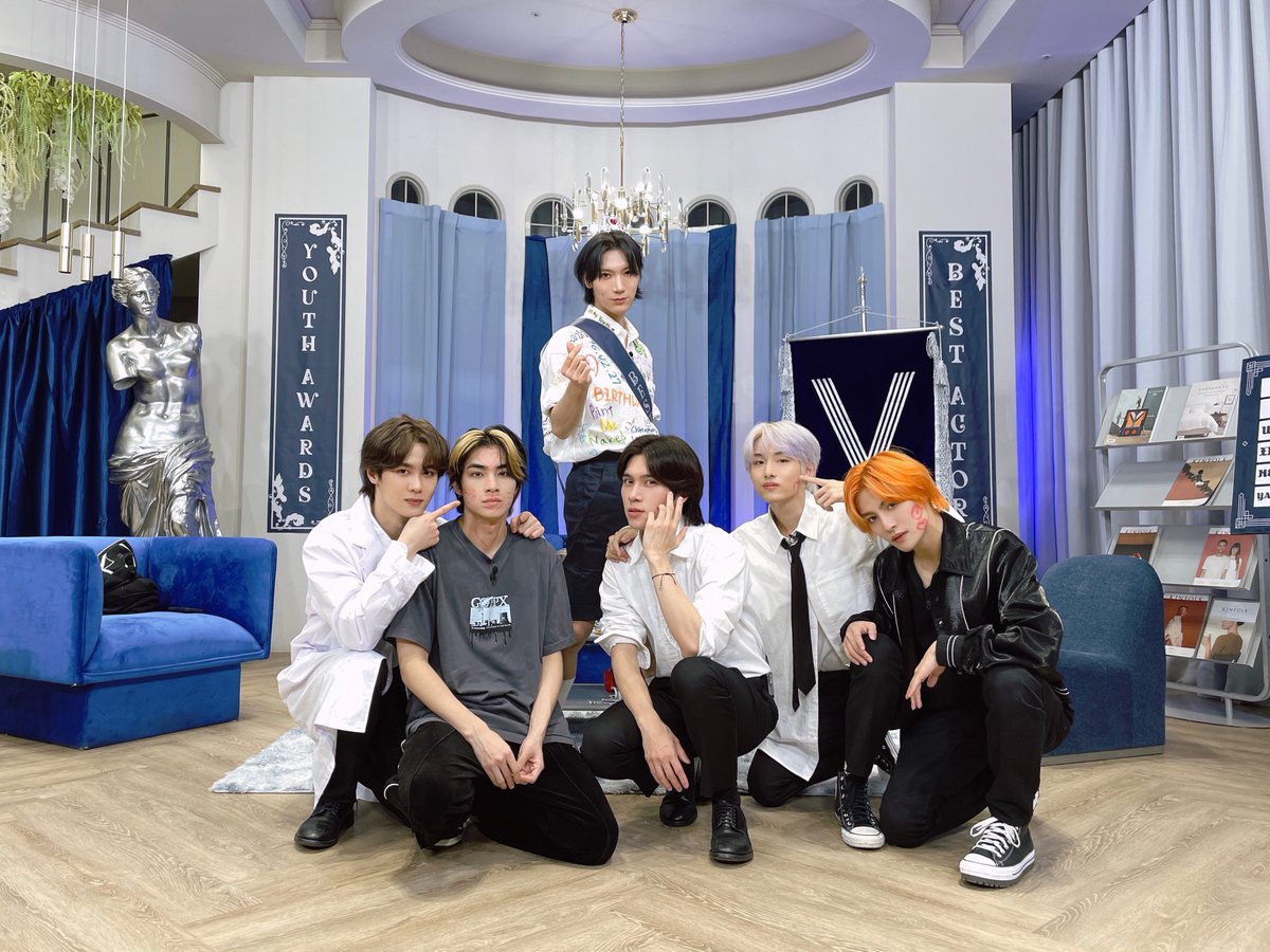 We are the protagonist of our YOUTH💚😌

#YouthAwards_BestActor 
#WayV #威神V 
#OnMyYouth #遗憾效应
#WayV_OnMyYouth 
#WayV_OnMyYouth_遗憾效应