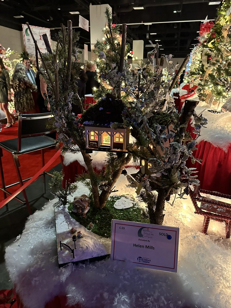 Fantasy of Trees Gala with @_AmyBJohnson