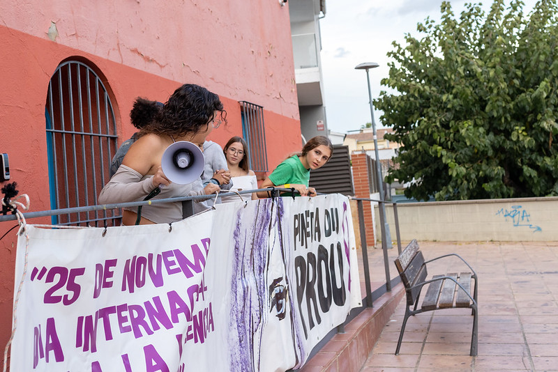 📸 El 'Niu d'imatges de la Joventut' continua creixent

➕ Ja són 6 els àlbums dedicats a l'àmbit de la participació:

• Manifestació
• Participació digital
• Assemblea juvenil 
• Dinamització juvenil
• Participació i feminismes

Troba'ls a 👉 gen.cat/46wsxlT