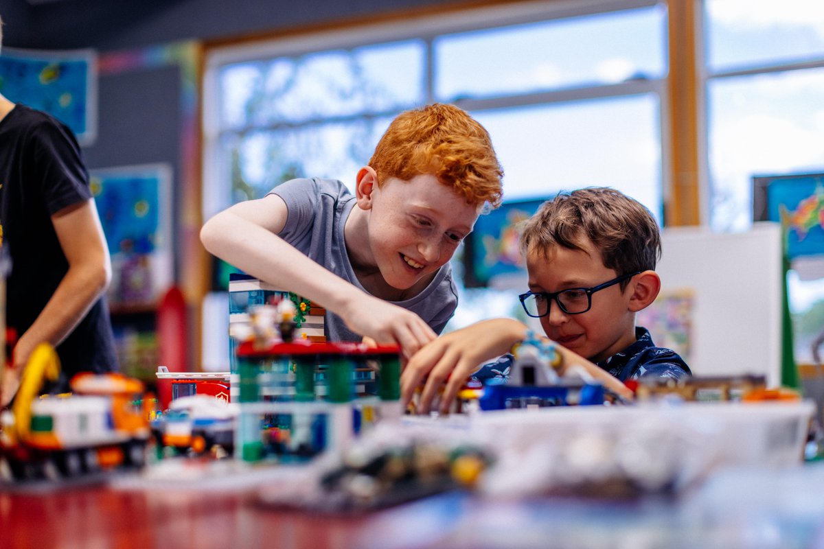 Recently, we featured in @AutismEye to talk about how LEGO® play can help neurodivergent children enjoy meaningful social experiences and develop friendships. Read now: autismeye.com/announcement/n…