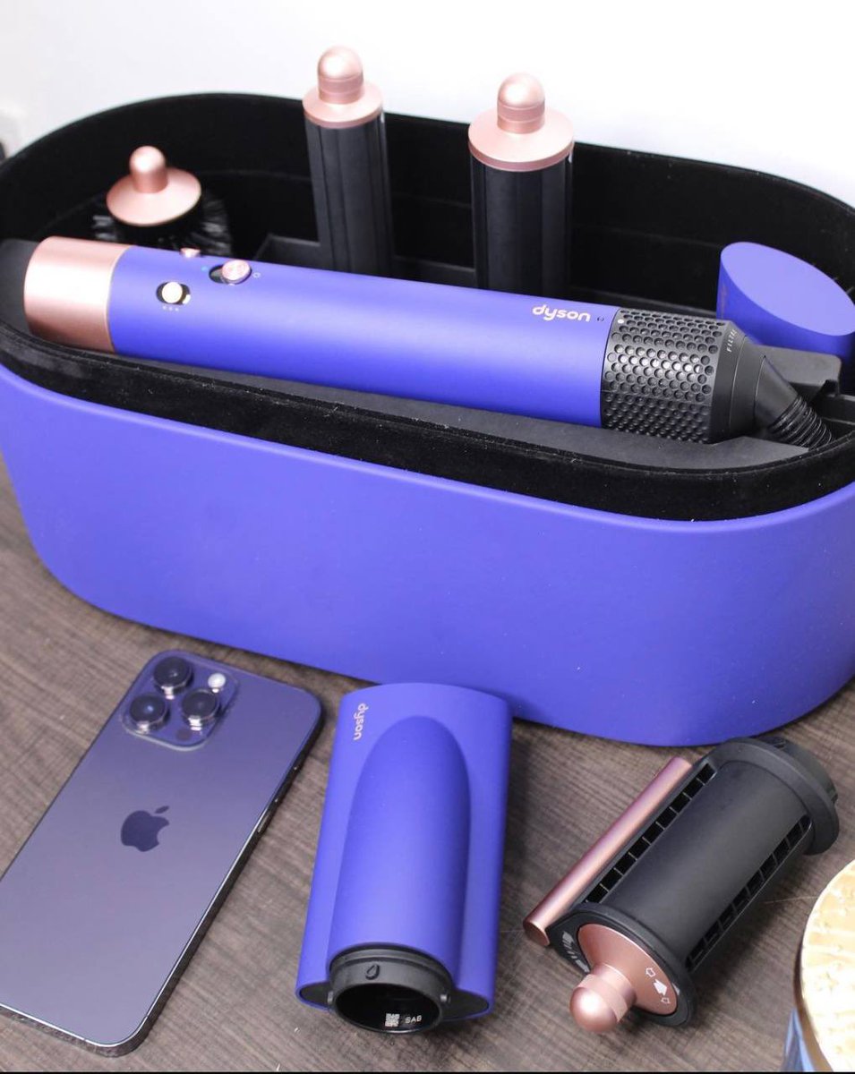 Отличное предложение 

Мультистайлер Dyson от 49.990₽ 

Спеши купить до Новогоднего ажиотажа 

Есть все цвета от обычных до редких ✨🫶🏻

Девушки ретвитните чтоб парни увидели ;)