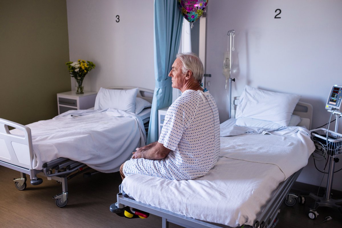 A study conducted by <a href="/uniofwarwick/">University of Warwick</a> &amp; collaborating with <a href="/e_sapey/">Liz Sapey</a> has revealed that frail elderly patients with complex needs are twice as likely to encounter prolonged A&amp;E waits compared to younger patients.
➡️bit.ly/3STqK7s

#Ageing #Frailty #Research