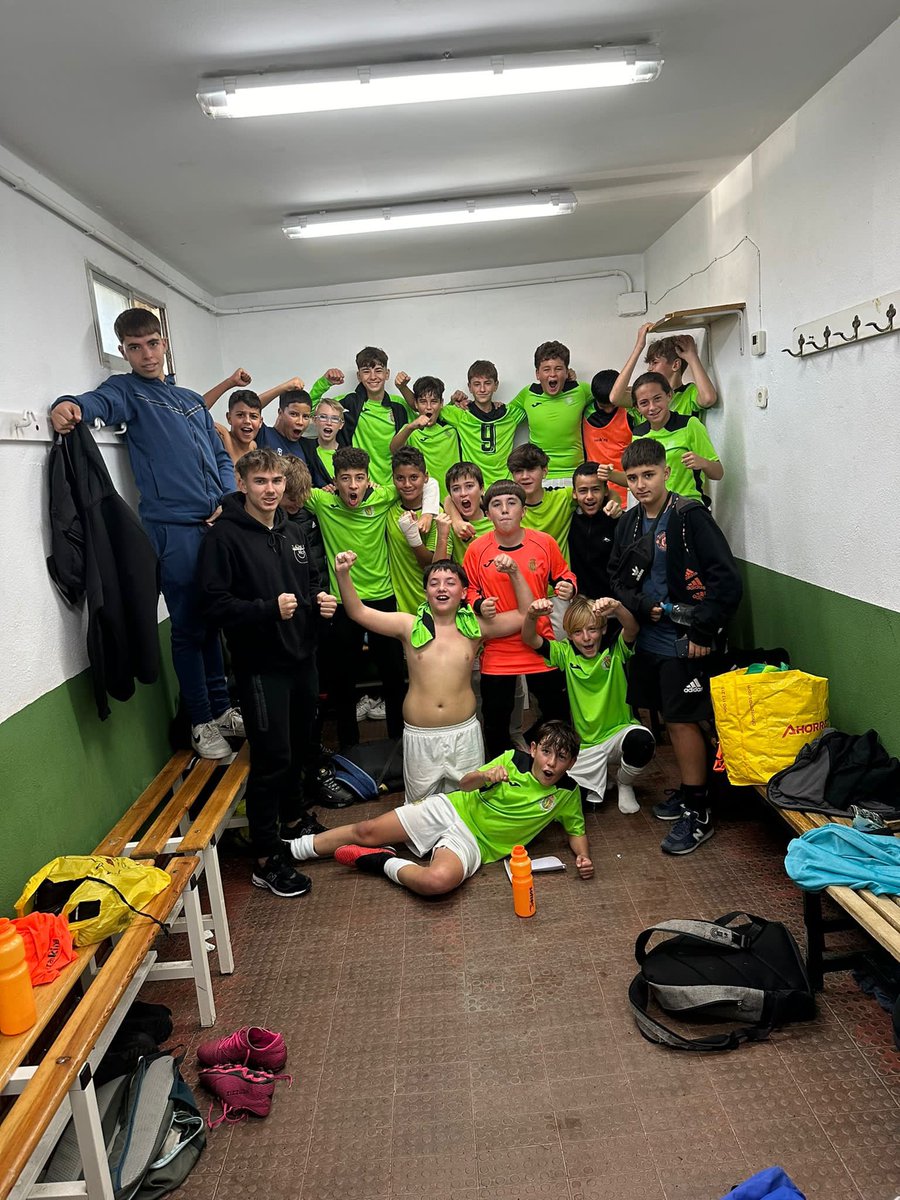 adlacabrera's tweet photo. ⚽️‼️| RESULTADOS DEL FIN DE SEMANA.
#GoVerdes💚🤍 https://t.co/cOo0rTfaXt