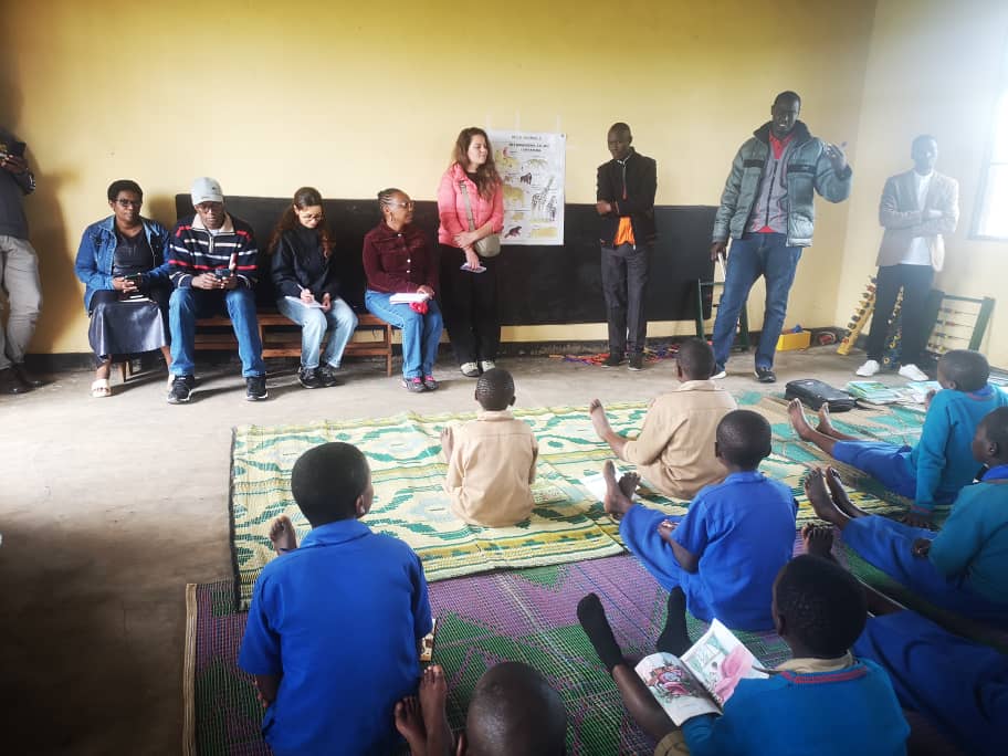 WVRwanda's tweet photo. The #SSTLearningEvent participants are visiting @WVRwanda intervention activities in WASH, Child Protection & Education & Resilience & Livelihoods technical programmes in the Eastern & Northern provinces of Rwanda. #Lifeinitsfullness https://t.co/FmLuWhas4S