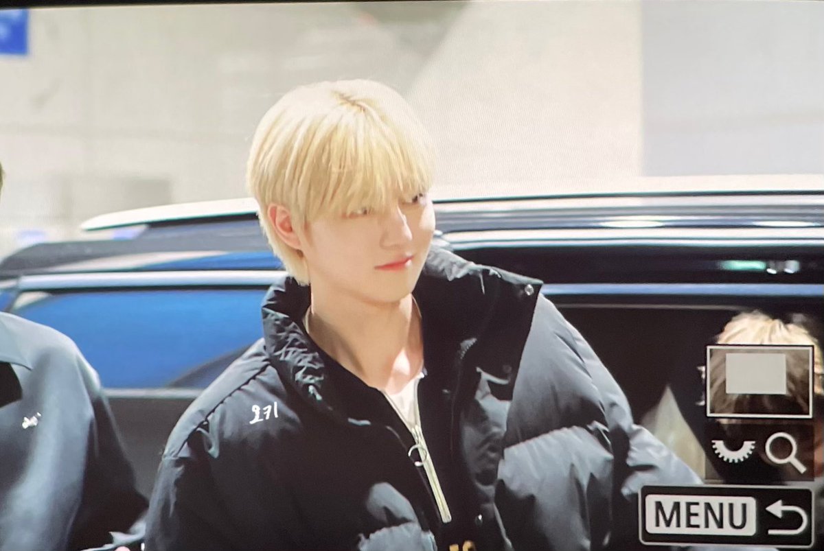 ouhouhouk's tweet photo. 231122 펜밤라 출근

ᶘ ᵒᴥᵒᶅ

#앰퍼샌드원 #김승모 #AMPERSANDONE https://t.co/V2tf1oZSxT