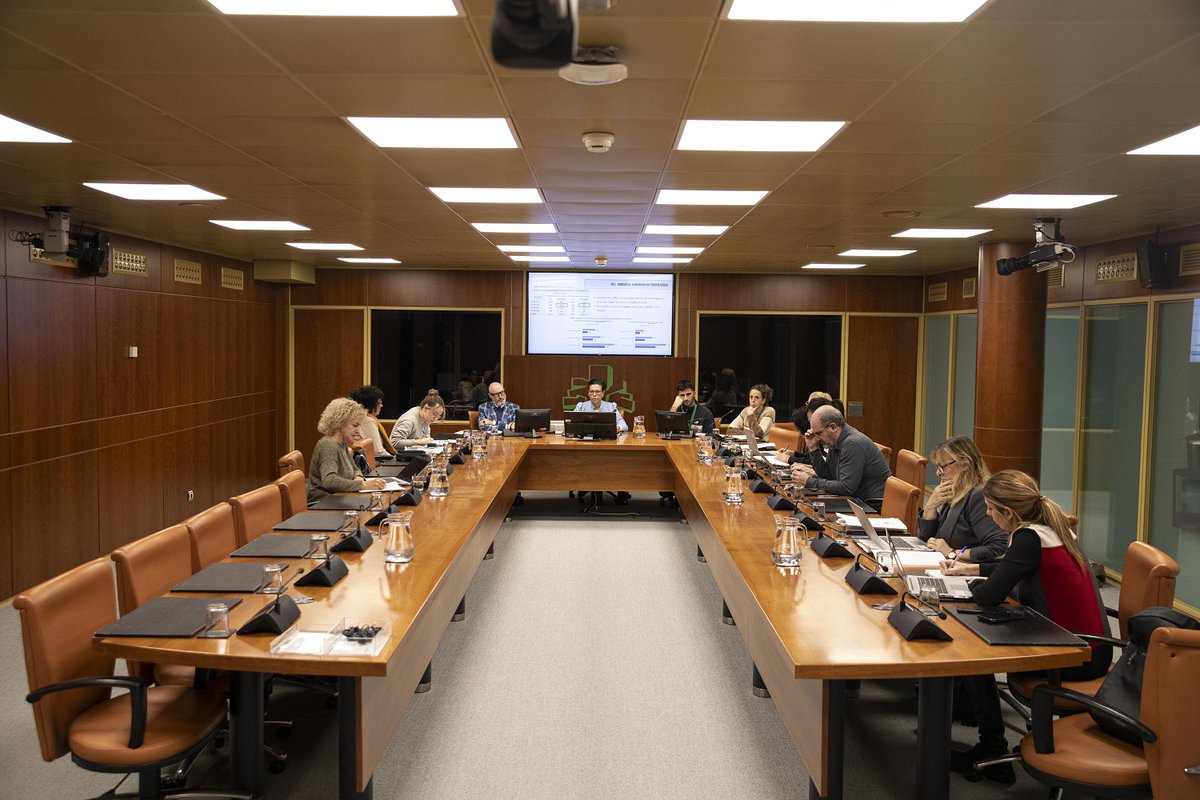 Eusko Legebiltzarra tweet media