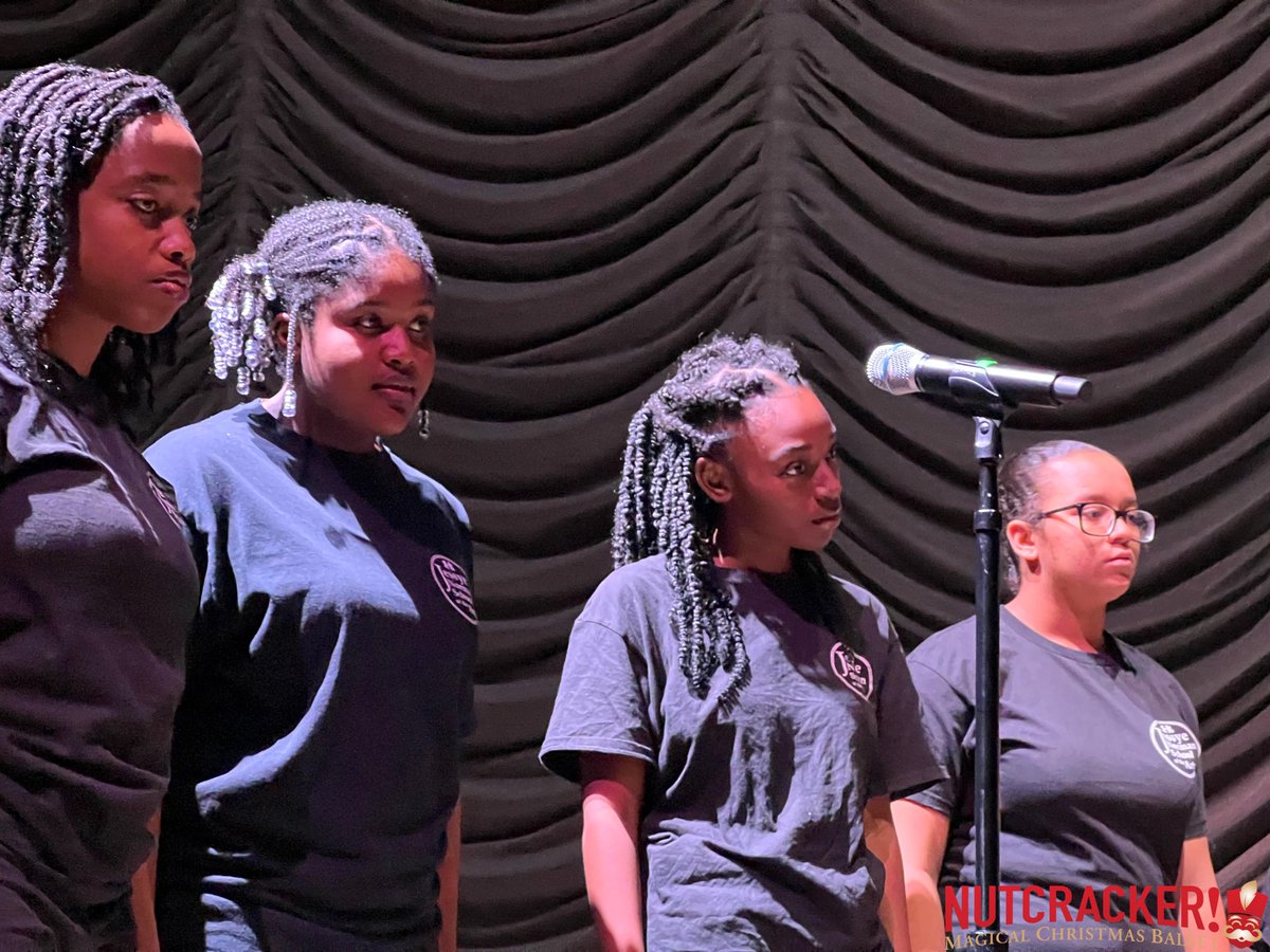 NutcrackerDotCo's tweet image. What a spectacular performance by The Jessye Norman School of the Arts Choir last night in Augusta, Georgia! Under the guidance of Conductor Tony Aaron Hambrick &amp;amp; School Director Gary Dennis, they set the stage for an enchanting evening! #NutcrackerBallet #AugustaPerformance  🎼