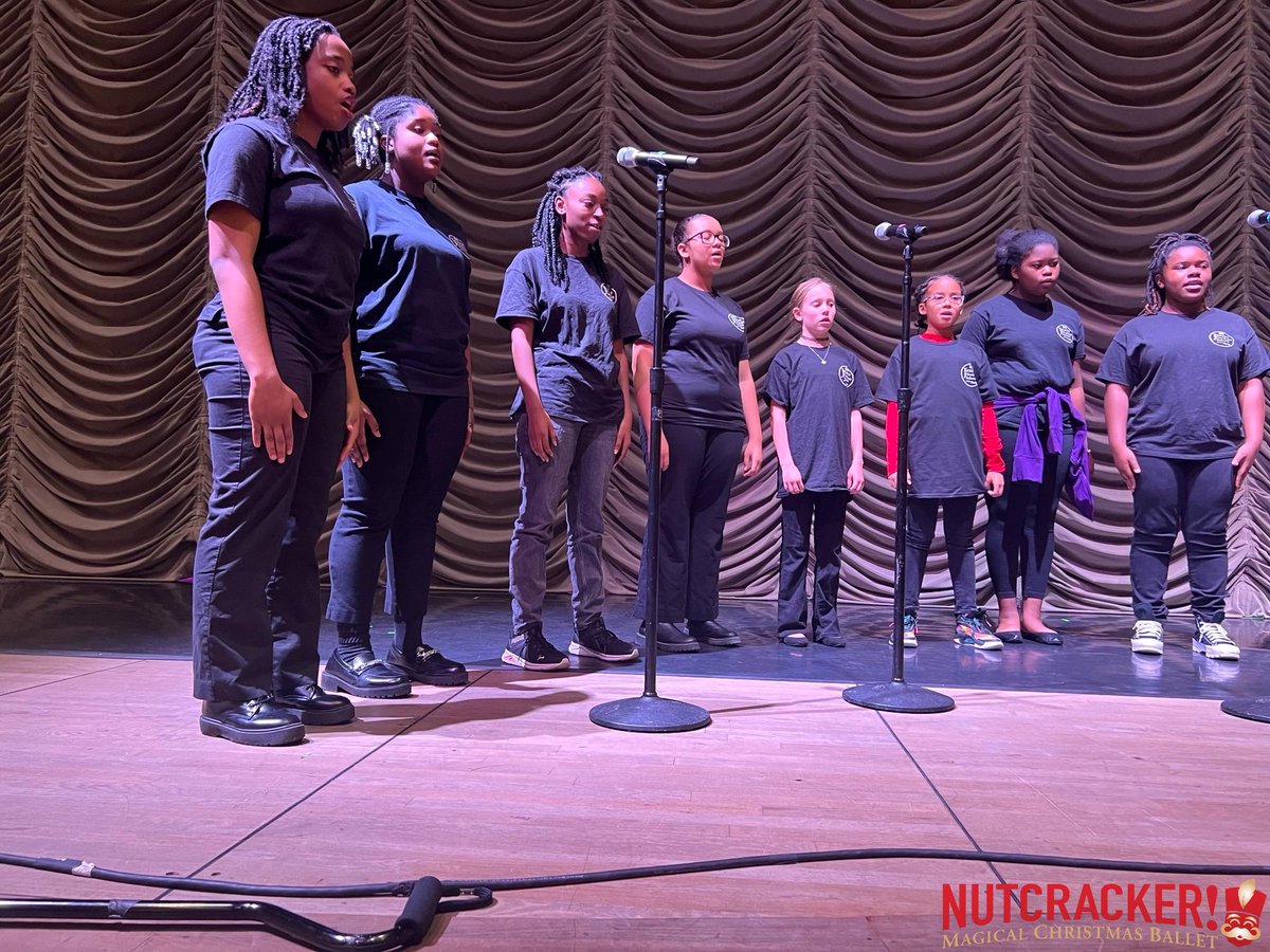 NutcrackerDotCo's tweet image. What a spectacular performance by The Jessye Norman School of the Arts Choir last night in Augusta, Georgia! Under the guidance of Conductor Tony Aaron Hambrick &amp;amp; School Director Gary Dennis, they set the stage for an enchanting evening! #NutcrackerBallet #AugustaPerformance  🎼