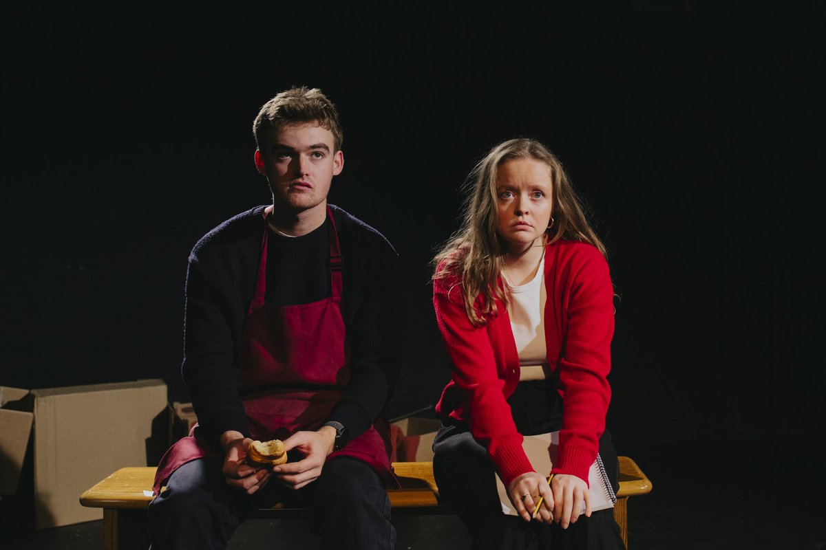 The weekend is looking pretty busy (you rascals!) but still some tickets left for tonight and tomorrow. Grab em while they’re hot - oldredliontheatre.co.uk/have-a-nice-da…